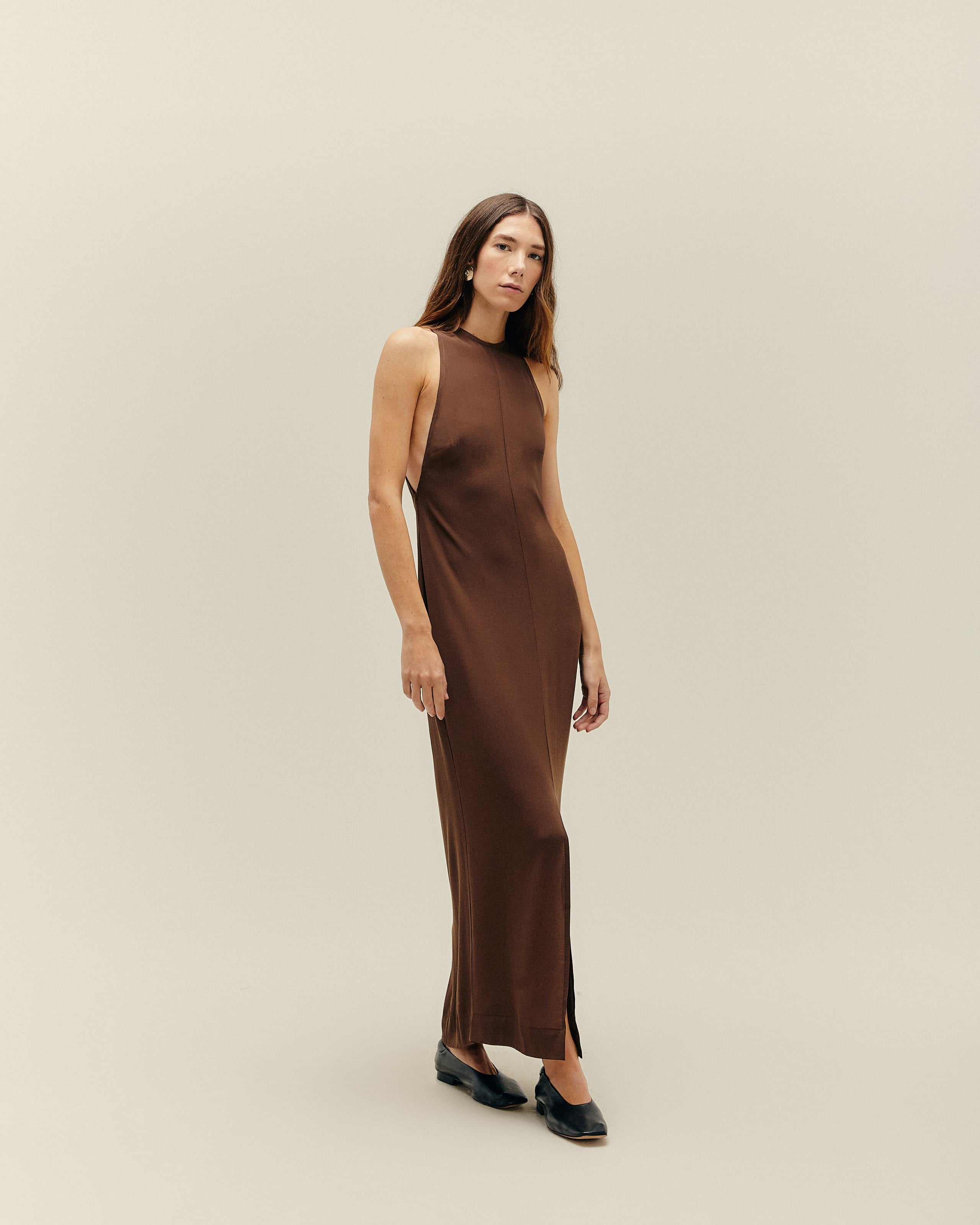 Vestido Fenda Frente Marrom Brauna