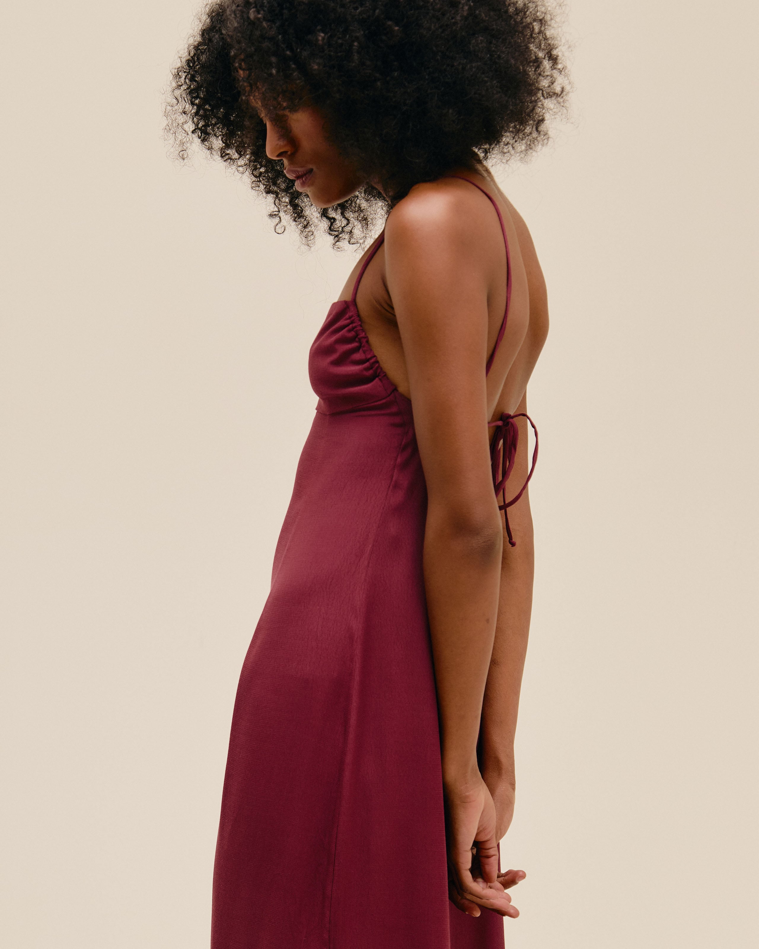 Vestido Livia Vinho Marsala