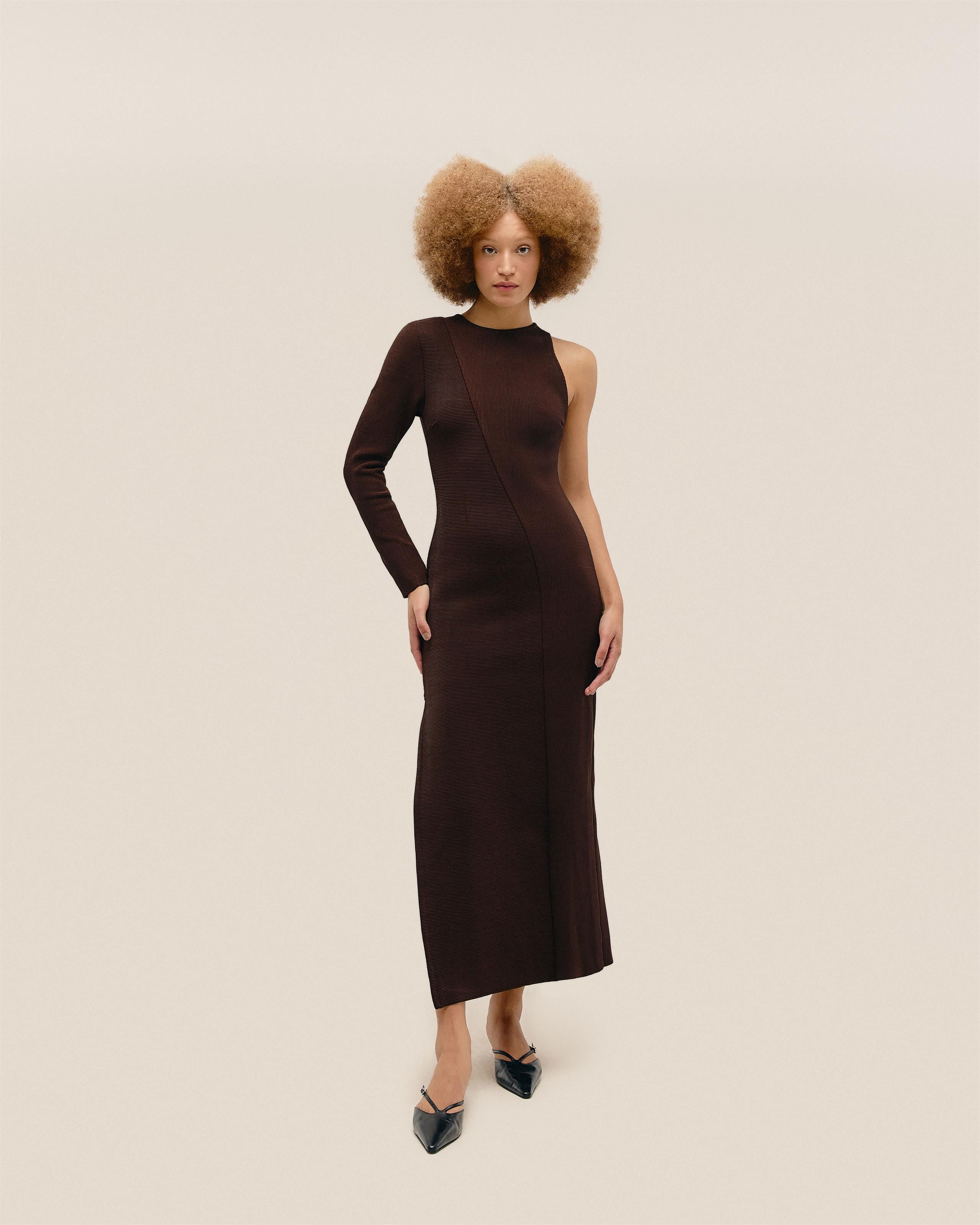 Vestido Mari Tricot Marrom Brauna