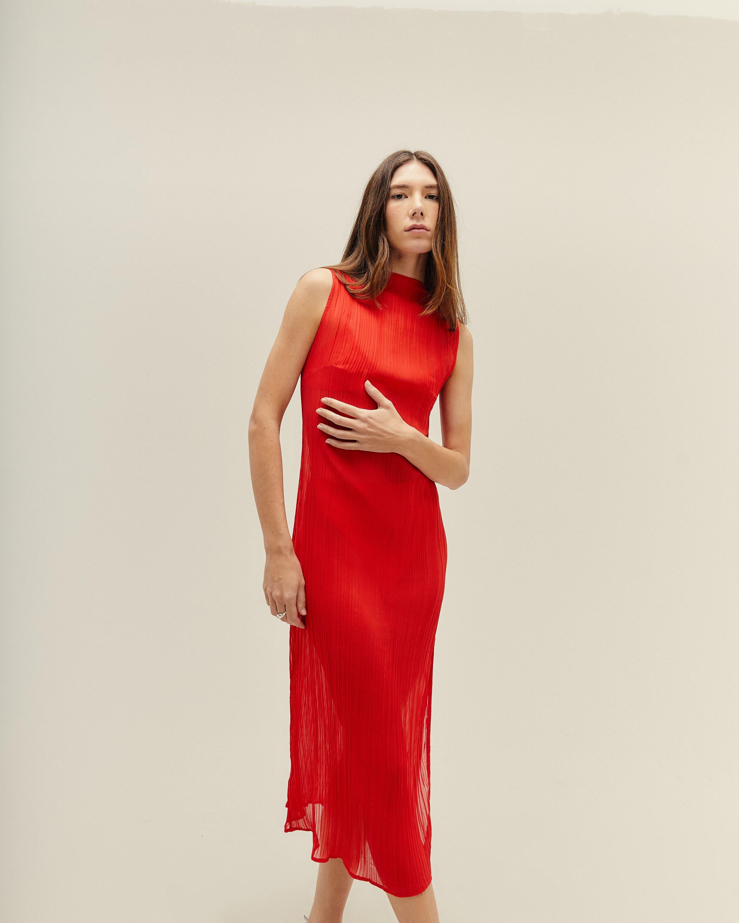 Vestido Pinton Plissado Vermelho Desvio